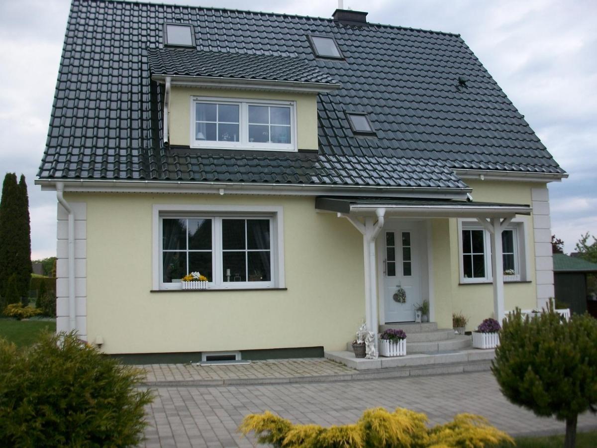 Ott Apartment *